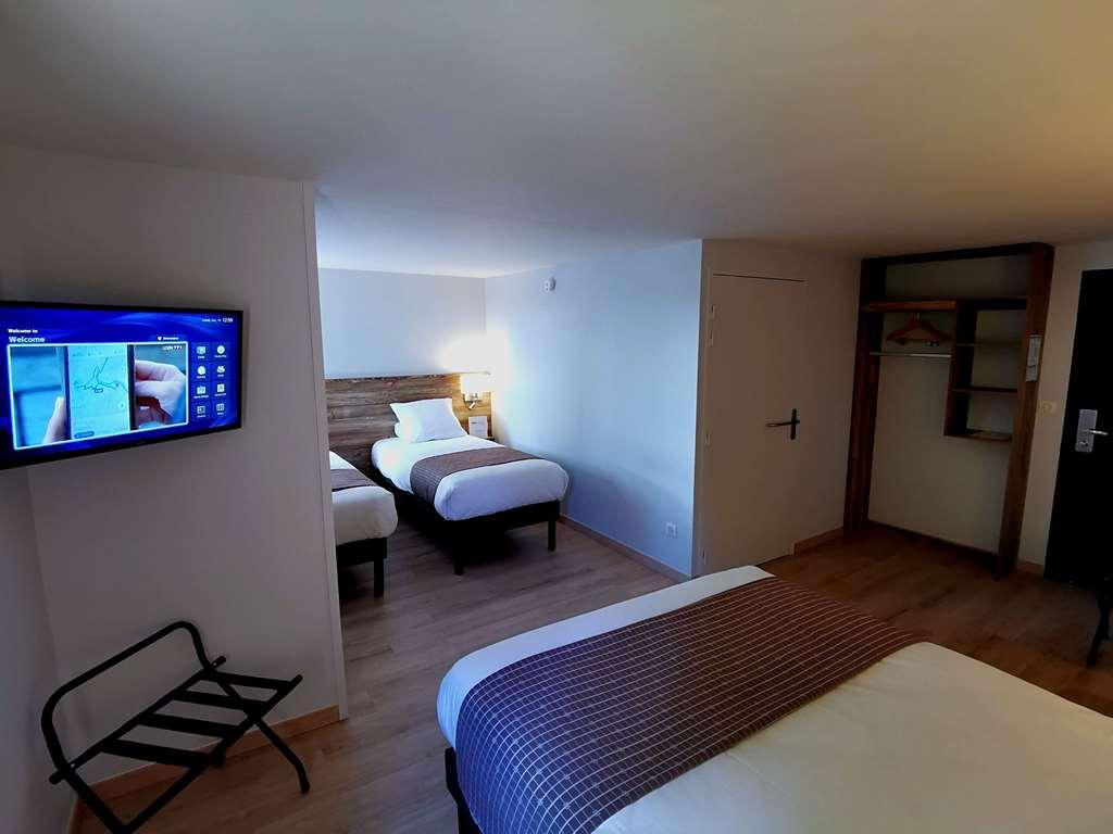 Brit Hotel Confort Pau Lons Ruang foto